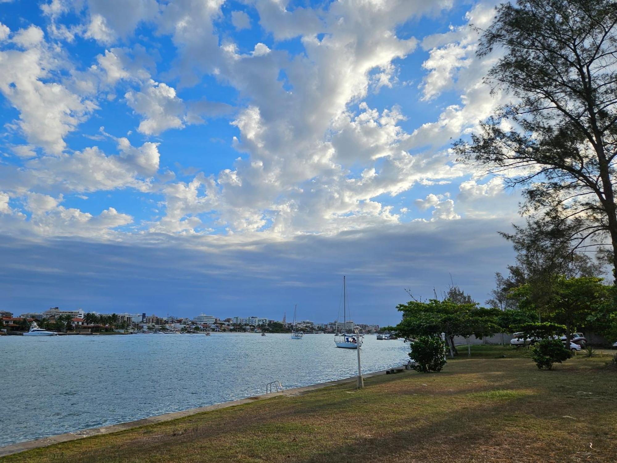 Condominio Cabo Frio Kültér fotó